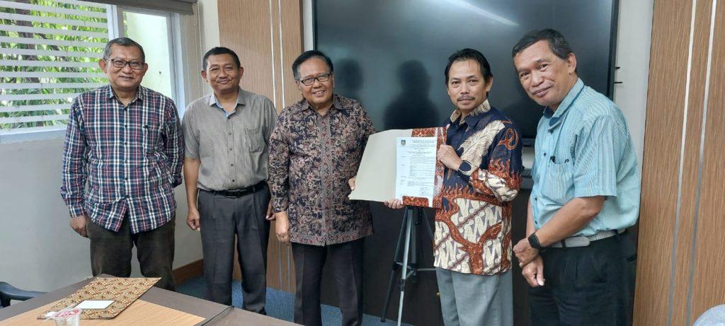 Dr. Fachruddin Mangunjaya Resmi Jabat Dekan Fakultas Biologi dan Pertanian Universitas Nasional