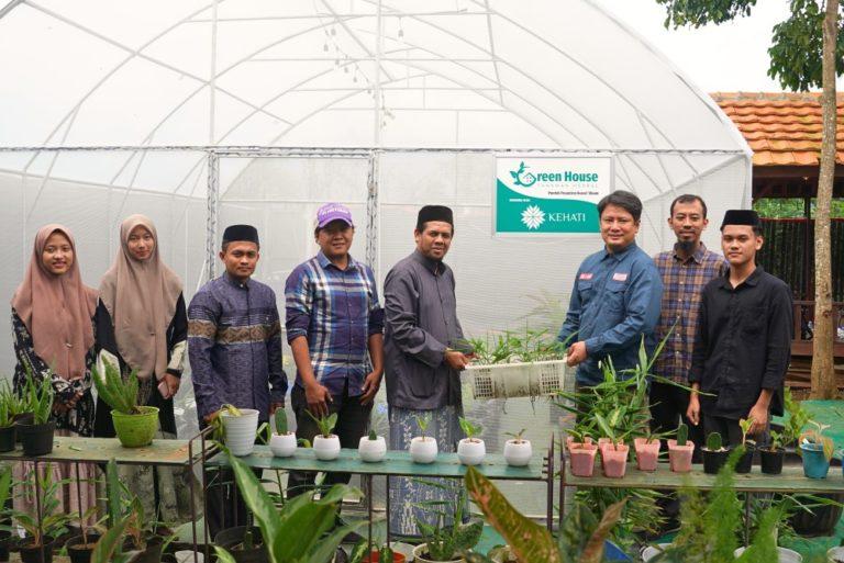 Dukung Program Ekopesantren, Kehati Resmikan Greenhouse Pondok Pesantren Tahfidz di Lido Bogor