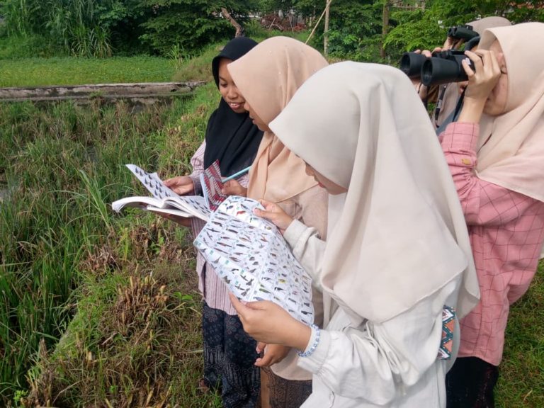 Santri Ponpes Ma’had Islamy Kempek Antusias Peringati HCPSN 2025