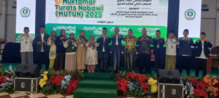 300 Hadist Lingkungan dari Pesantren